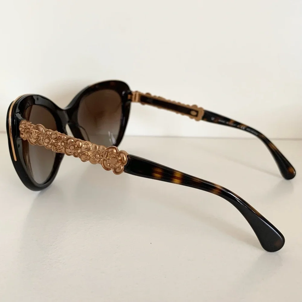 Chanel polarized special enameled gold floral sunglasses